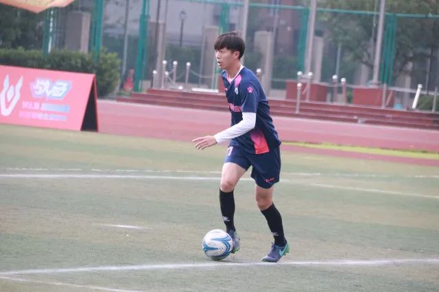 邵佳一调整见效 青岛西海岸五轮不败+进球数第一
